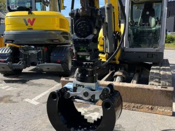 Livraison d’un power tilt Geith et une superbe pince DMS à vérin intégré!
Merci à notre client pour sa confiance !