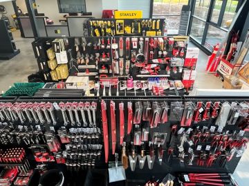 Début d’année, synonyme de nouveauté !!

C’est avec un grand plaisir que toute l’équipe BALLE EQUIPEMENTS, vous reçoit dans ses nouveaux locaux,...