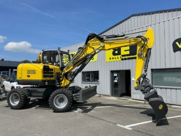 Les livraisons s’enchaînent cette semaine.
Aujourd’hui livraison d’une pelle Wacker Neuson EW100 avec power tilt et godet GEITH.
Une machine supplémentaire...