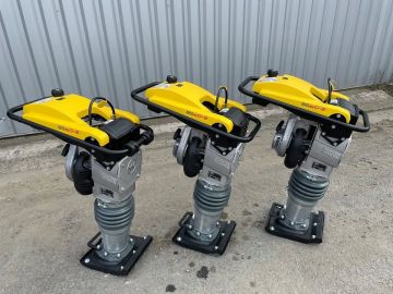 Livraison de trois pilonneuses WACKER NEUSON BS60-2 moteur 2 temps