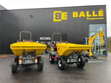Mise en service de deux nouveaux dumpers WACKER NEUSON DW40-2 ! 

La sécurité des opérateurs avant tout 👷‍♂️
➡️ Caméra frontale
➡️ Grille de protection sur...